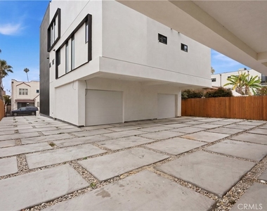 1428 S Cloverdale Avenue - Photo Thumbnail 24