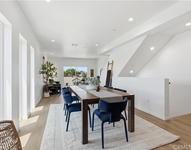 1428 S Cloverdale Avenue - Photo Thumbnail 18