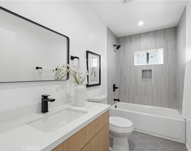 1428 S Cloverdale Avenue - Photo Thumbnail 3