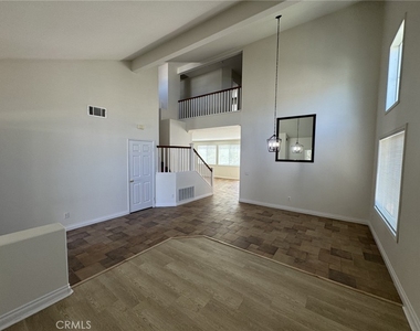 13858 Buckskin Trail - Photo Thumbnail 2
