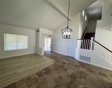 13858 Buckskin Trail - Photo Thumbnail 3