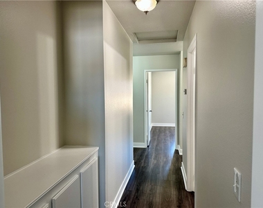 11923 Spring Hill Court - Photo Thumbnail 12