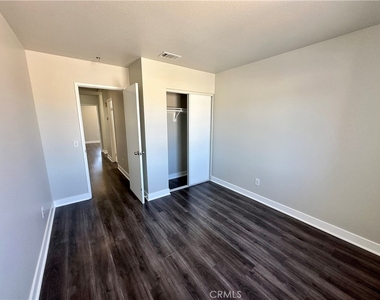 11923 Spring Hill Court - Photo Thumbnail 11