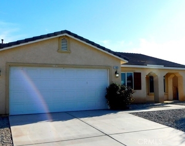 11923 Spring Hill Court - Photo Thumbnail 17