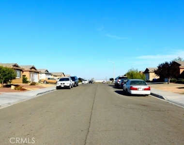 11923 Spring Hill Court - Photo Thumbnail 21