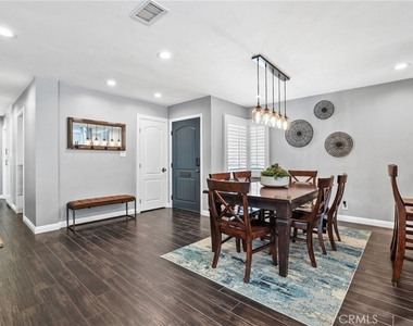 5251 Anthony Avenue - Photo Thumbnail 17