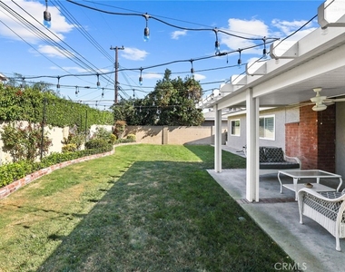 5251 Anthony Avenue - Photo Thumbnail 39