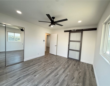 5111 New Mexico - Photo Thumbnail 9