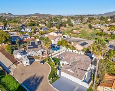 3647 Hazelhurst Place - Photo Thumbnail 28