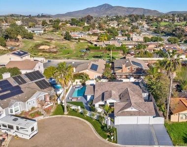 3647 Hazelhurst Place - Photo Thumbnail 19