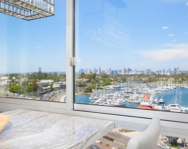 1710 Avenida Del Mundo - Photo Thumbnail 4
