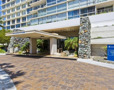 1710 Avenida Del Mundo - Photo Thumbnail 26