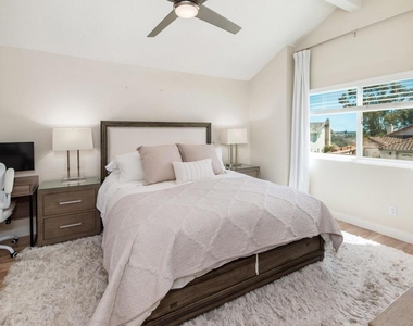 12831 Isocoma Street - Photo Thumbnail 21