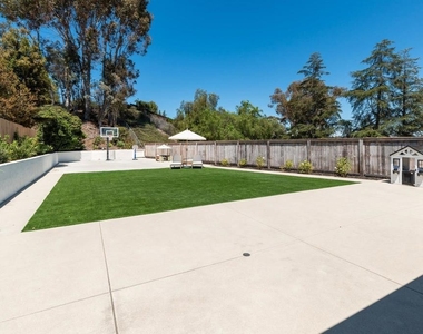 12831 Isocoma Street - Photo Thumbnail 37