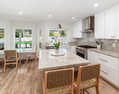 12831 Isocoma Street - Photo Thumbnail 9