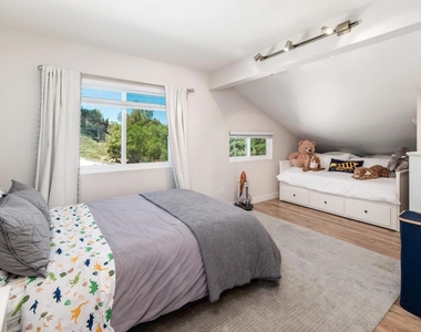 12831 Isocoma Street - Photo Thumbnail 29