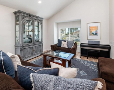 12831 Isocoma Street - Photo Thumbnail 5
