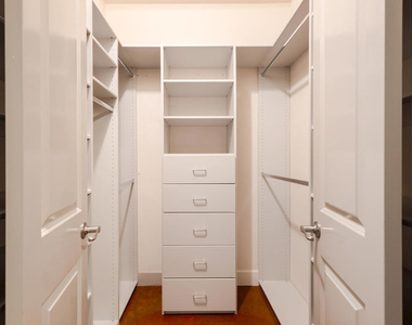 840 E Green Street - Photo Thumbnail 15