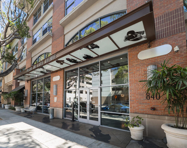 840 E Green Street - Photo Thumbnail 28