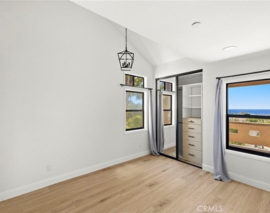 1060 Calle Del Cerro - Photo Thumbnail 13