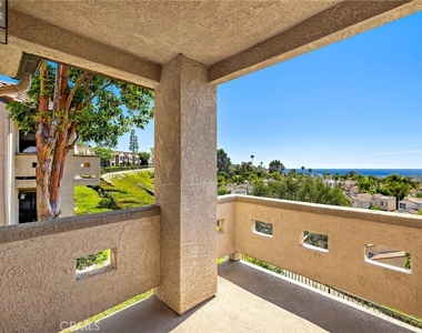 1060 Calle Del Cerro - Photo Thumbnail 6