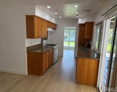 632 Heather Avenue - Photo Thumbnail 8