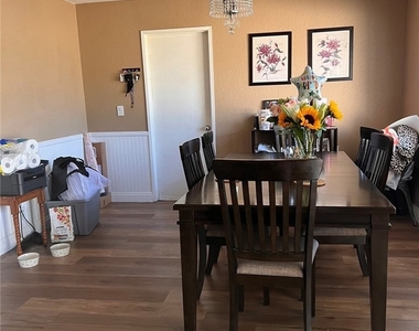 292 Parkview - Photo Thumbnail 2