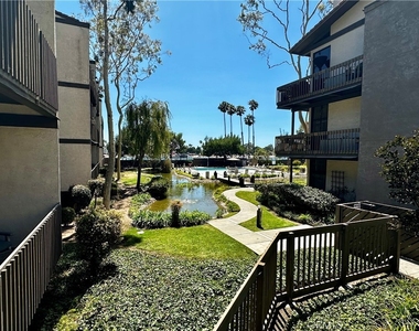 7212 Marina Pacifica N - Photo Thumbnail 25