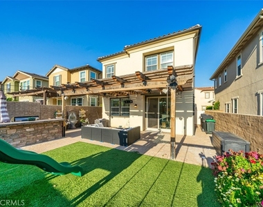 91 Baculo Street - Photo Thumbnail 24