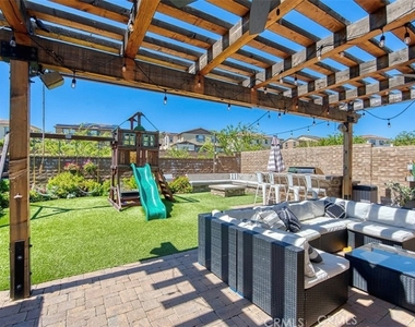 91 Baculo Street - Photo Thumbnail 25