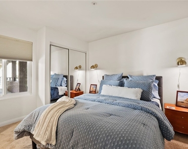 1200 Pacific Coast Highway - Photo Thumbnail 11