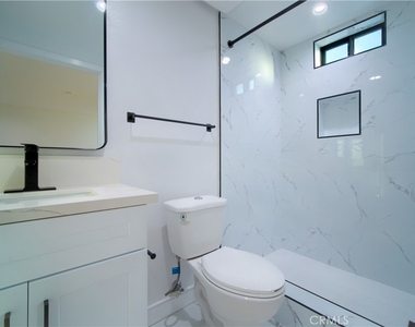 2678 Newell Street - Photo Thumbnail 11