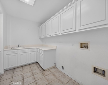 6 Westchester Court - Photo Thumbnail 30