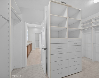 6 Westchester Court - Photo Thumbnail 29