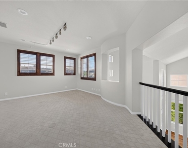 6 Westchester Court - Photo Thumbnail 22
