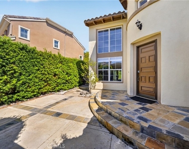 6 Westchester Court - Photo Thumbnail 4