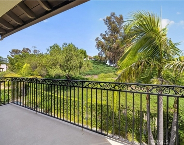 6 Westchester Court - Photo Thumbnail 25