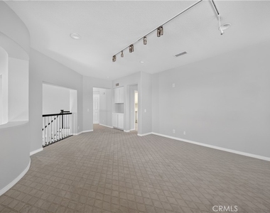 6 Westchester Court - Photo Thumbnail 21