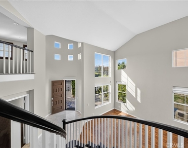 6 Westchester Court - Photo Thumbnail 13