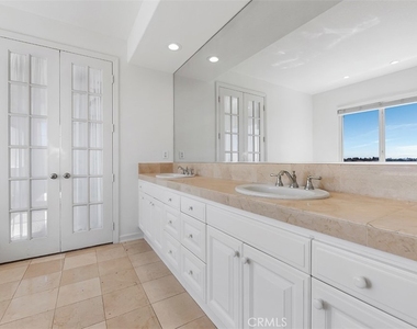901 Spring Tide Drive - Photo Thumbnail 17