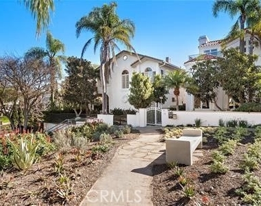 322 Jasmine Avenue - Photo Thumbnail 10