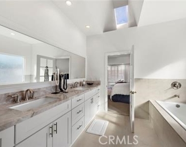 322 Jasmine Avenue - Photo Thumbnail 22