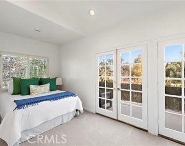 322 Jasmine Avenue - Photo Thumbnail 15
