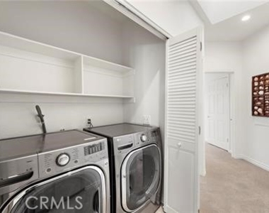 322 Jasmine Avenue - Photo Thumbnail 24