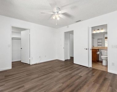1662 Forestdale Drive - Photo Thumbnail 27