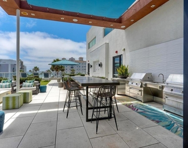 355 N Cleveland Street - Photo Thumbnail 12