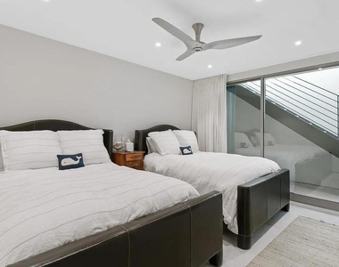 6436 Camino De La Costa - Photo Thumbnail 17