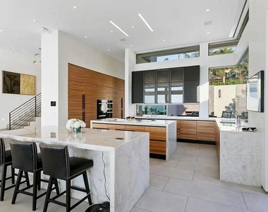 6436 Camino De La Costa - Photo Thumbnail 20