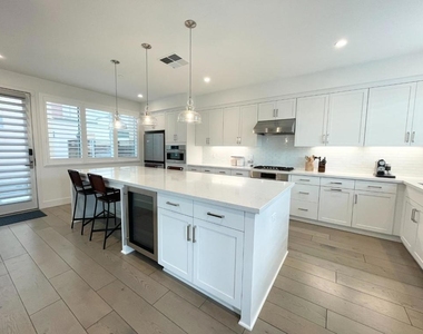 15036 Briggs Court - Photo Thumbnail 3