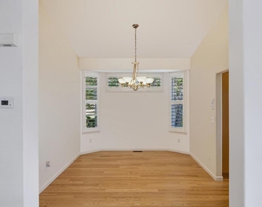10456 Fairway Lane - Photo Thumbnail 18